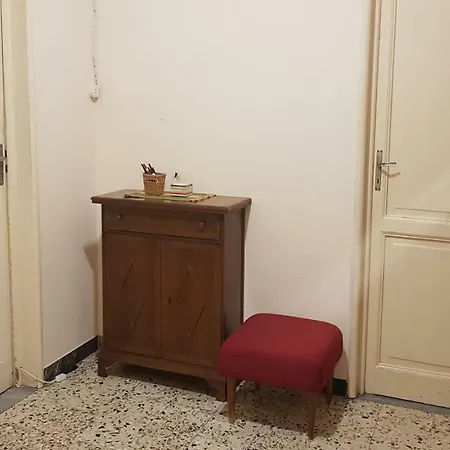 Leopoldo Apartment