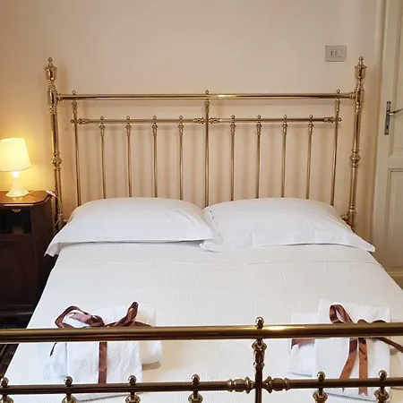 Leopoldo Apartment Florence